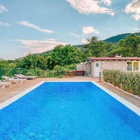 Apartments Nika With Swimming Pool And Beautiful Sea View Dobreć Exterior foto